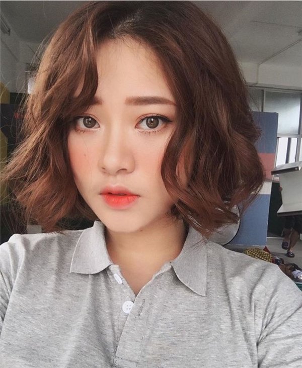 lacongaicothekhongtrangdiemnhungnhatdinhchin